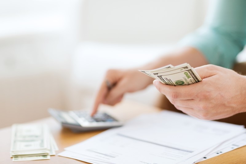 Teachers and parents on a budget should look to online secondary marketplaces for their back-to-school needs.