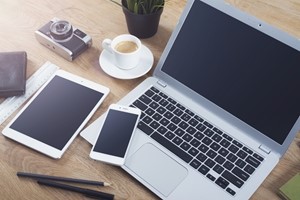 computer-tablet-desk